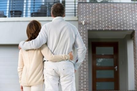 Empty Nest Syndrome: Should You Stay or Leave the Nest?